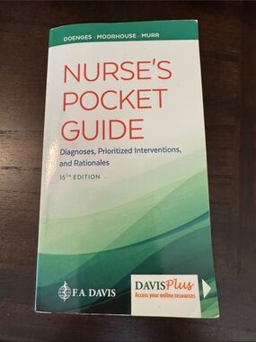 Nurse's Pocket Guide - Green DC3